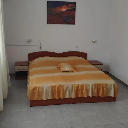 семеен ирина Hotel