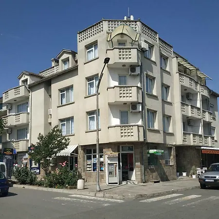семеен ирина Hotel 2*